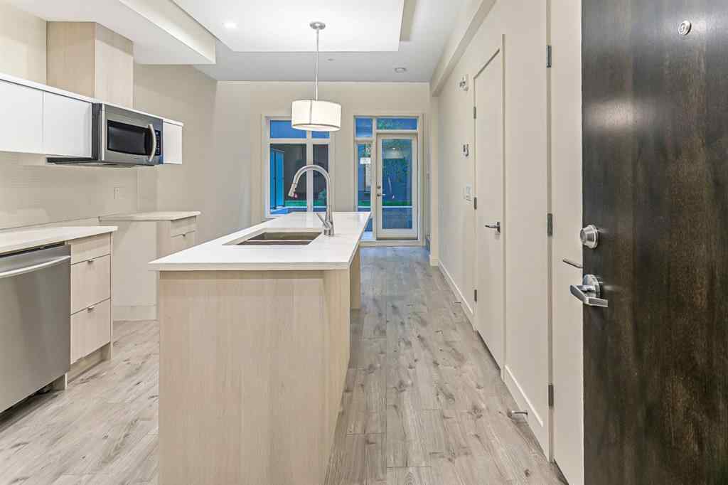 MLS® A2226232 - Unit #1-30 1510 30 Avenue SW in South Calgary Calgary, Multi-Family