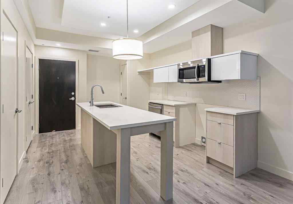 MLS® A2226232 - Unit #1-30 1510 30 Avenue SW in South Calgary Calgary, Multi-Family