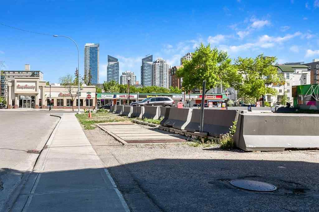 MLS® A2226249 - Unit #2 1720 11 Street SW in Lower Mount Royal Calgary, Residential