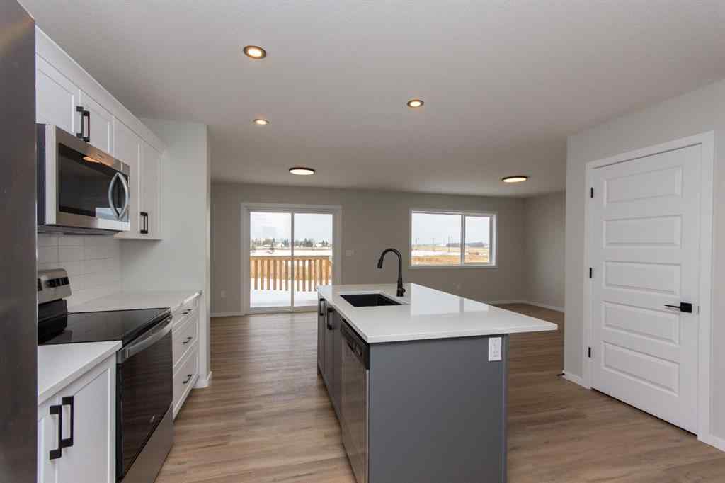 MLS® A2226265 - 256 Augustus Way  in Palisades Penhold, Residential
