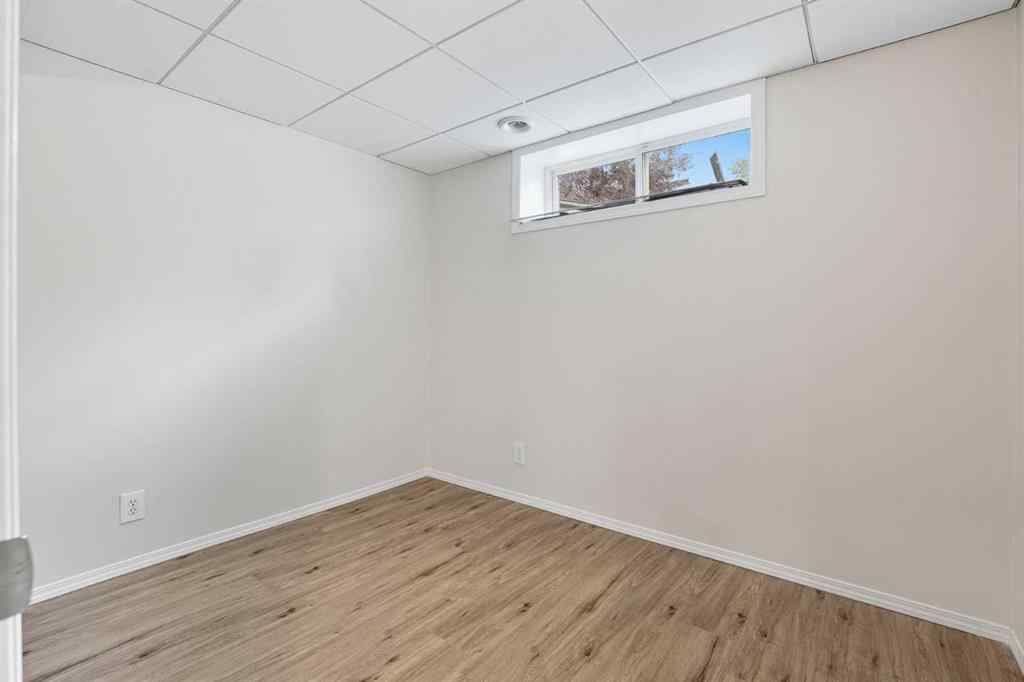 MLS® A2226308 - 14 Rockborough Park NW in Rocky Ridge Calgary, Residential