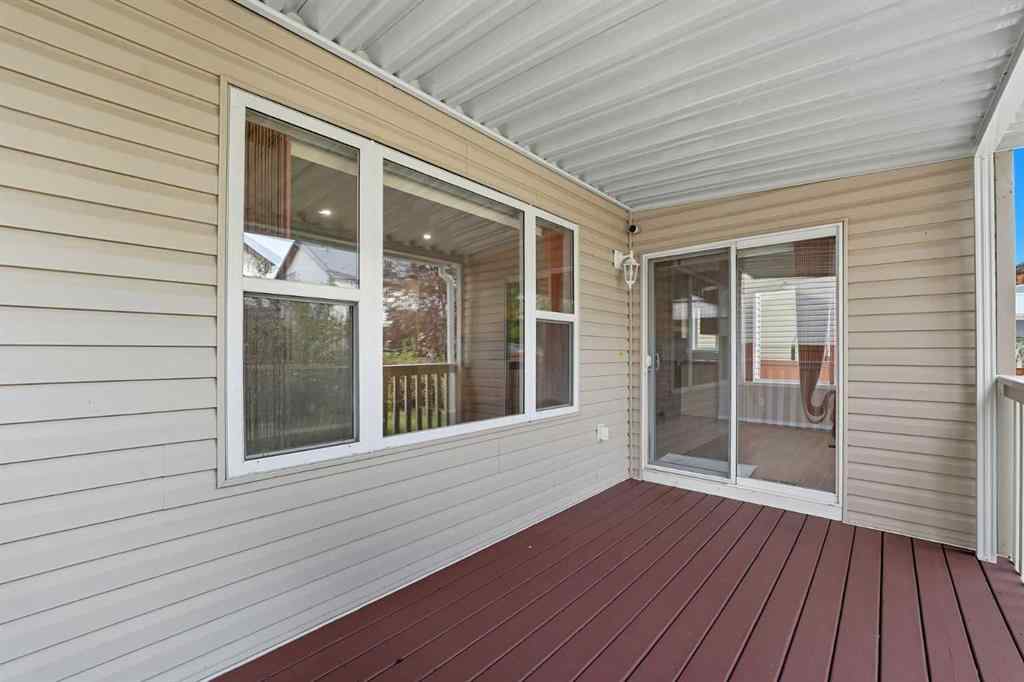 MLS® A2226308 - 14 Rockborough Park NW in Rocky Ridge Calgary, Residential