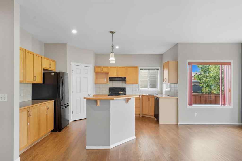 MLS® A2226308 - 14 Rockborough Park NW in Rocky Ridge Calgary, Residential