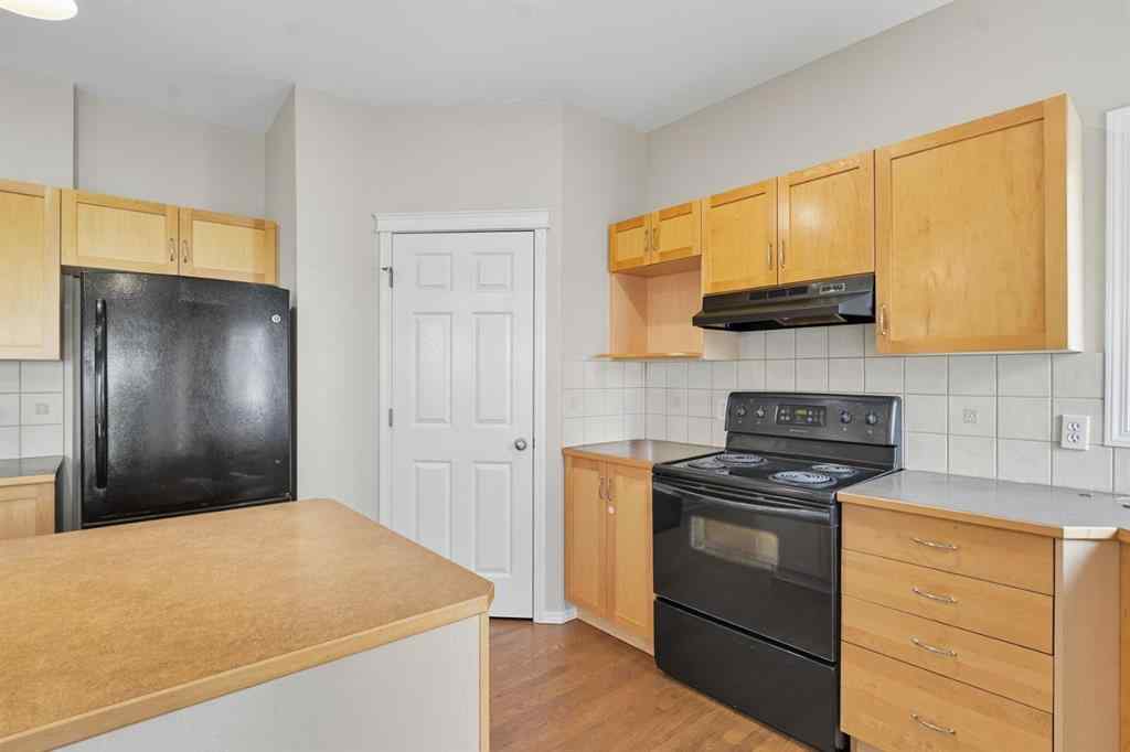 MLS® A2226308 - 14 Rockborough Park NW in Rocky Ridge Calgary, Residential