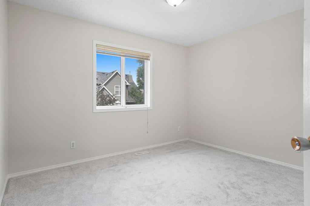 MLS® A2226308 - 14 Rockborough Park NW in Rocky Ridge Calgary, Residential
