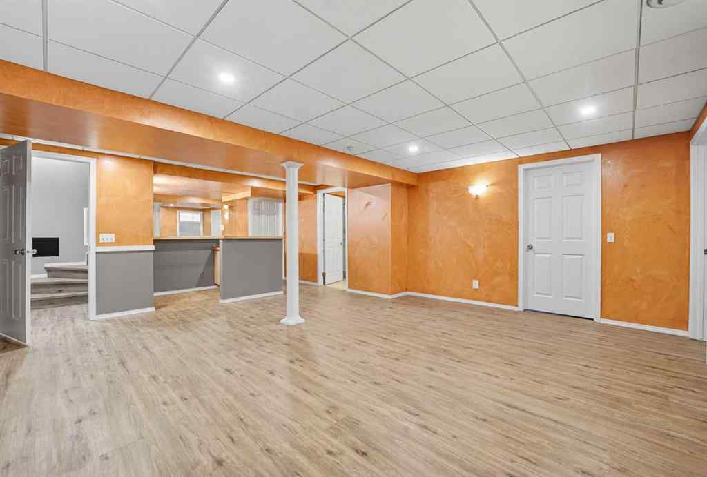MLS® A2226308 - 14 Rockborough Park NW in Rocky Ridge Calgary, Residential