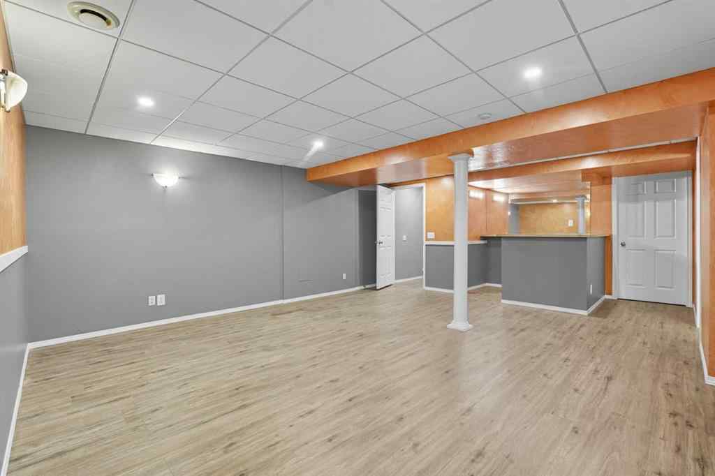 MLS® A2226308 - 14 Rockborough Park NW in Rocky Ridge Calgary, Residential