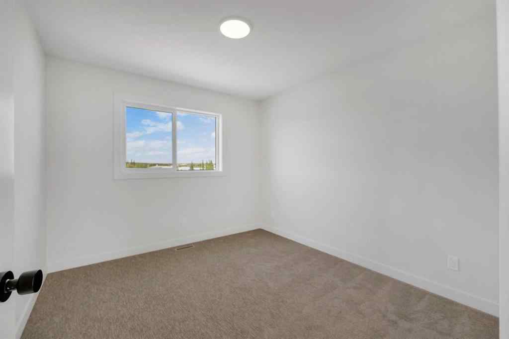 MLS® A2226332 - 115 Hampton Crescent  in Hampton Pointe Sylvan Lake, Residential