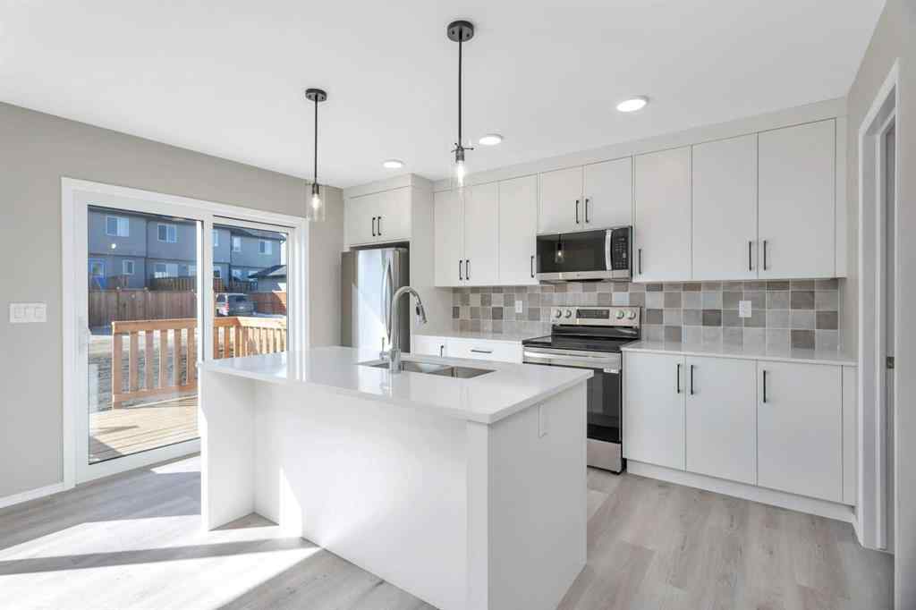 MLS® A2226375 - 25 Anna Close  in Aspen Lakes West Blackfalds, Residential
