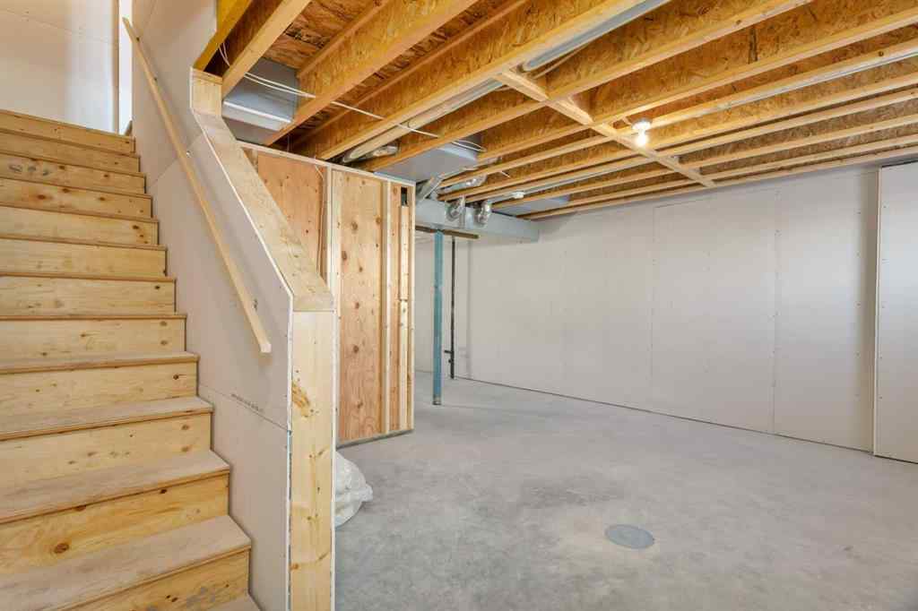 MLS® A2226375 - 25 Anna Close  in Aspen Lakes West Blackfalds, Residential