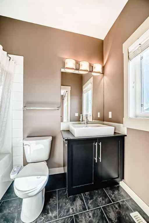 MLS® A2226388 - 39 Skyview Point Link NE in Skyview Ranch Calgary, Residential