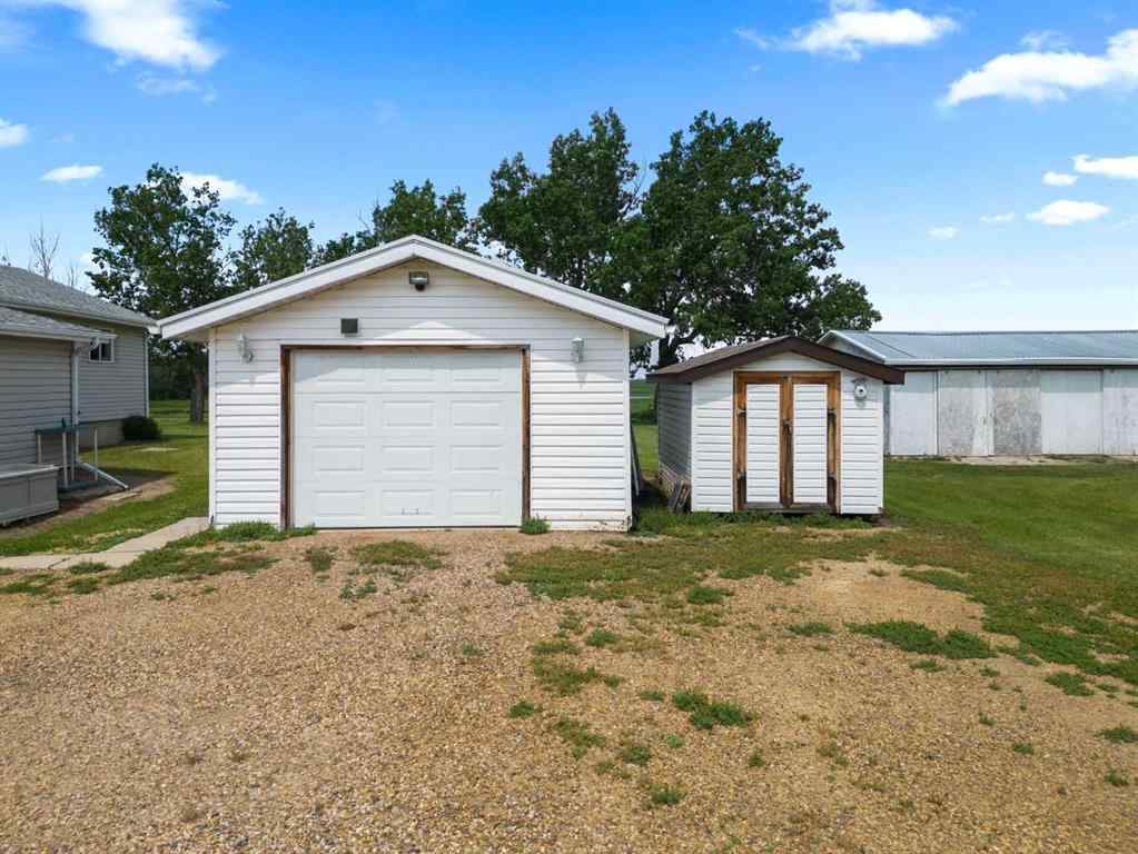 MLS® A2226390 - 40505 Range Road 133   in NONE Rural Flagstaff County, Residential