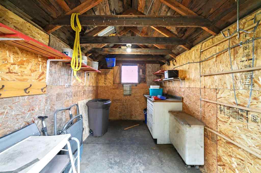 MLS® A2226390 - 40505 Range Road 133   in NONE Rural Flagstaff County, Residential