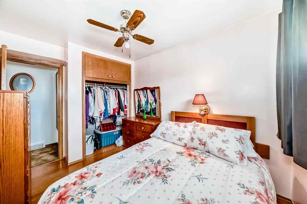 MLS® A2226409 - 2715 40 Street SW in Glendale Calgary, Residential
