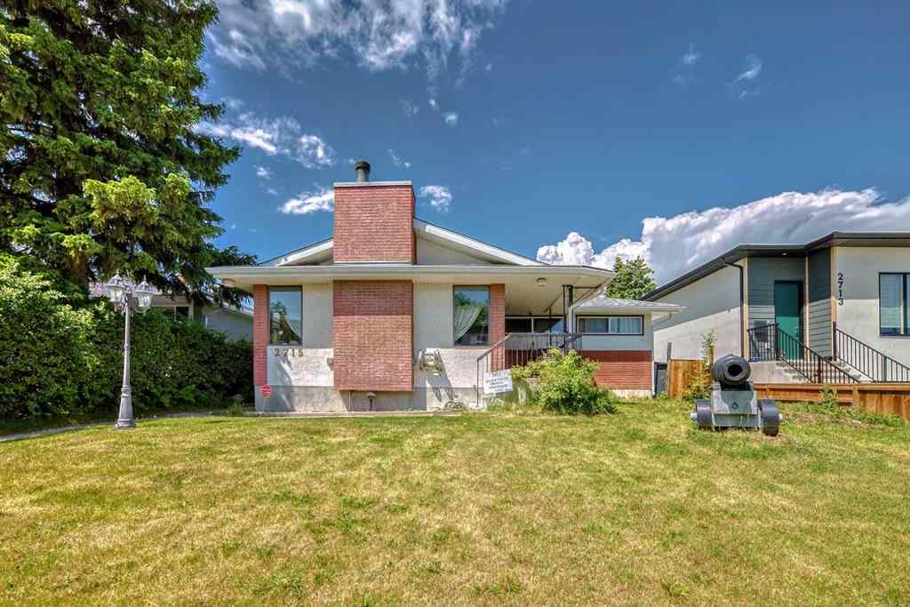 MLS® A2226409 - 2715 40 Street SW in Glendale Calgary, Residential