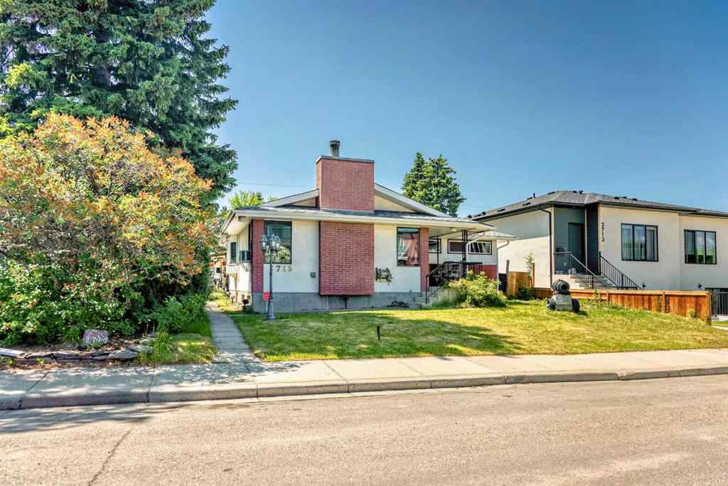 MLS® A2226409 - 2715 40 Street SW in Glendale Calgary, Residential