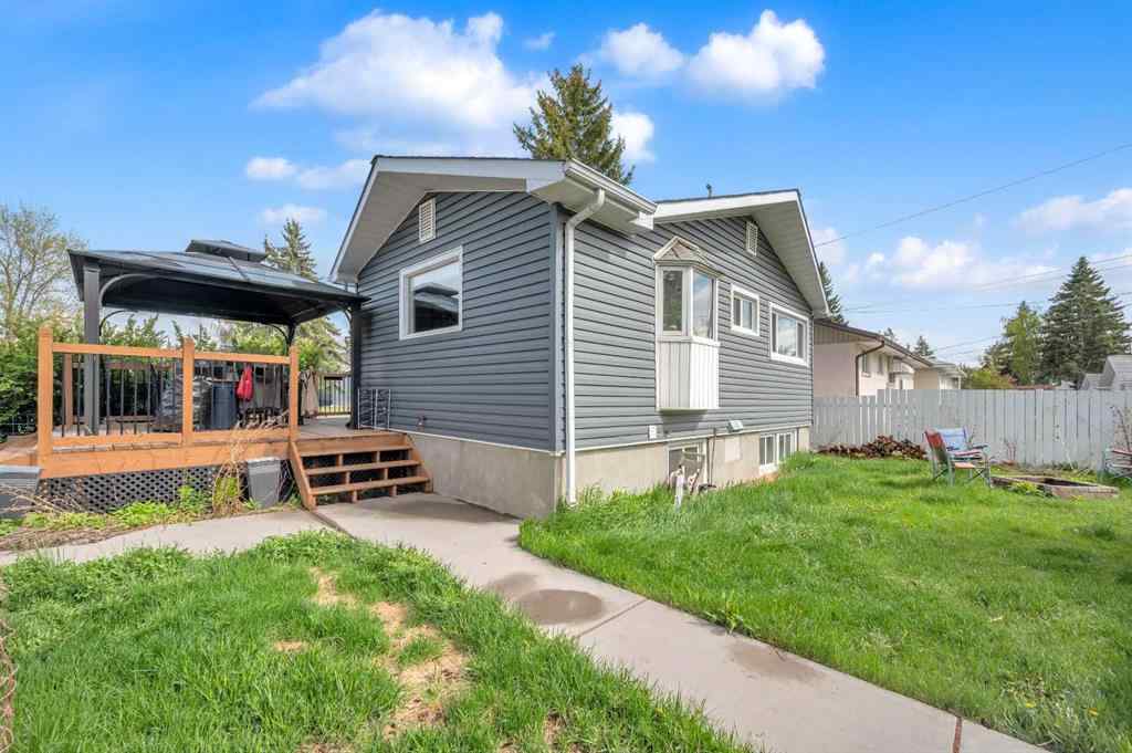 MLS® A2226452 - 3143 45 Street SW in Glenbrook Calgary, Residential