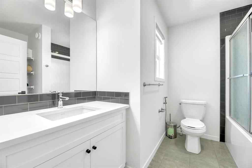 MLS® A2226467 - 31 Creekside Grove SW in Pine Creek Calgary, Residential