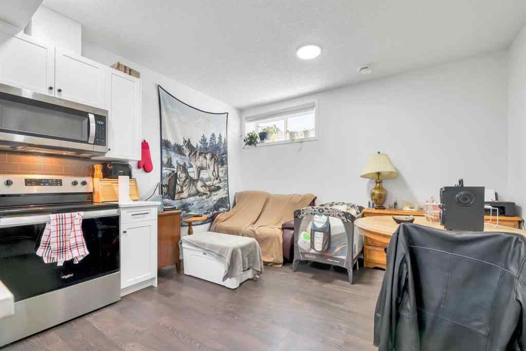 MLS® A2226467 - 31 Creekside Grove SW in Pine Creek Calgary, Residential