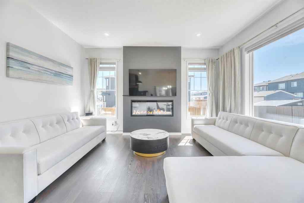 MLS® A2226467 - 31 Creekside Grove SW in Pine Creek Calgary, Residential