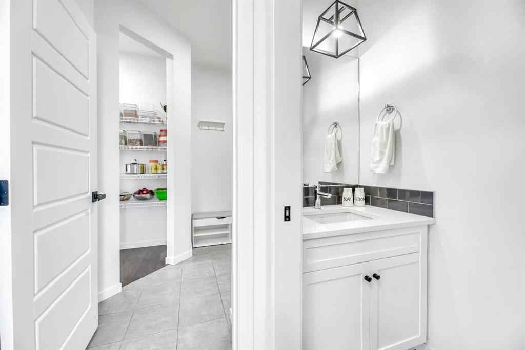 MLS® A2226467 - 31 Creekside Grove SW in Pine Creek Calgary, Residential