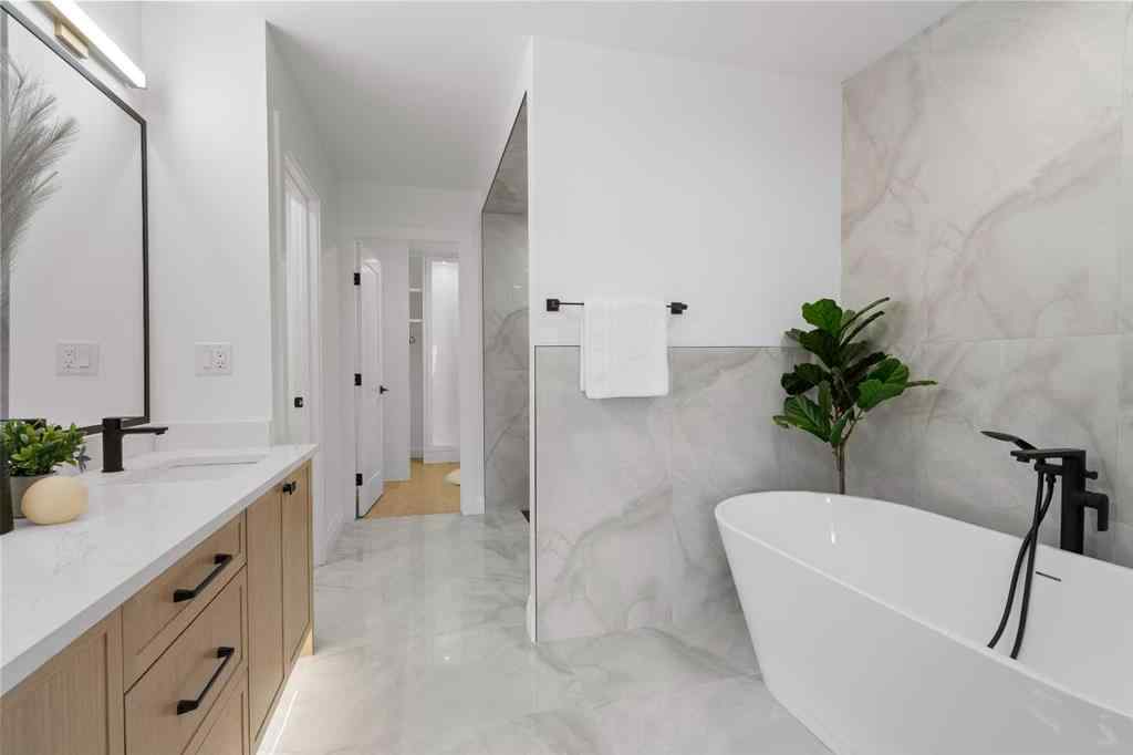 MLS® A2226469 - 525 32 Street NW in Parkdale Calgary, Residential