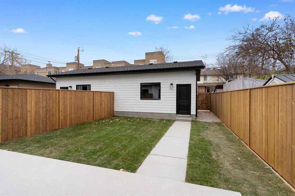 MLS® A2226469 - 525 32 Street NW in Parkdale Calgary, Residential