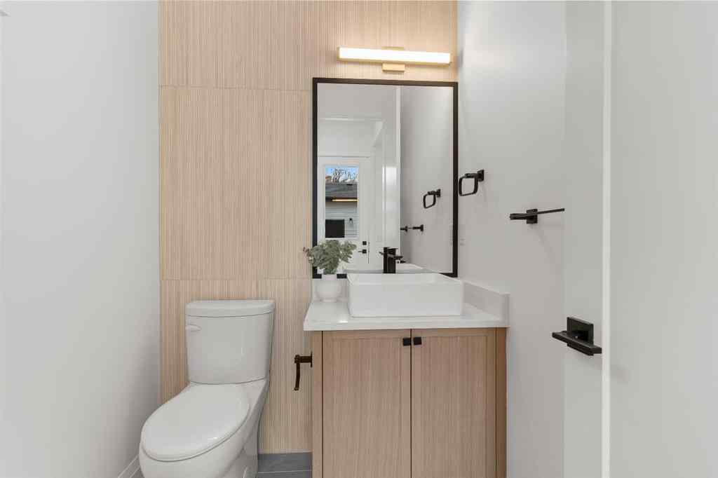 MLS® A2226469 - 525 32 Street NW in Parkdale Calgary, Residential