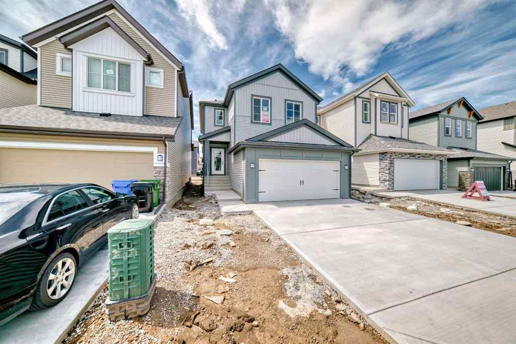 MLS® A2226470 - 33 Bartlett Way  in Rangeview Calgary, Residential