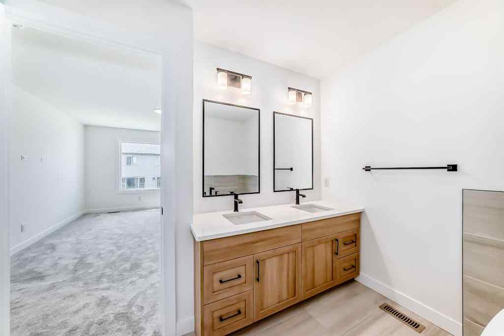 MLS® A2226470 - 33 Bartlett Way  in Rangeview Calgary, Residential