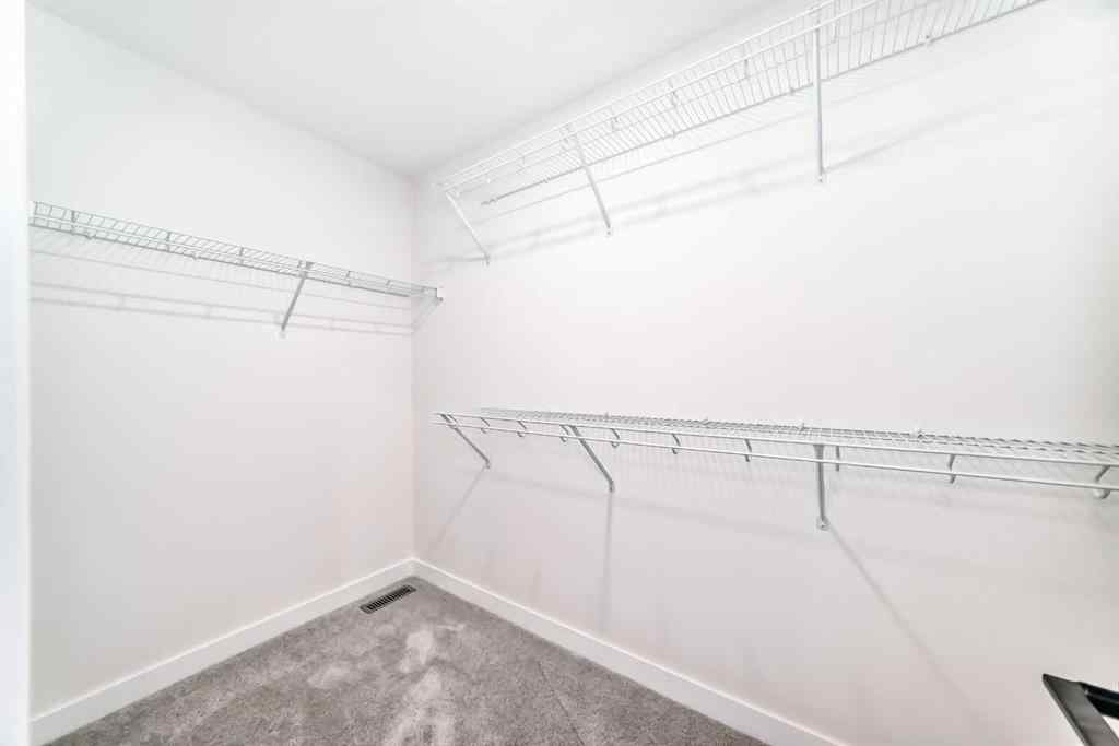 MLS® A2226470 - 33 Bartlett Way  in Rangeview Calgary, Residential