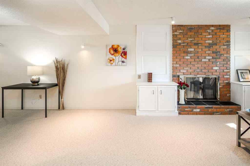 MLS® A2226477 - 403 Edenwold Drive NW in Edgemont Calgary, Residential