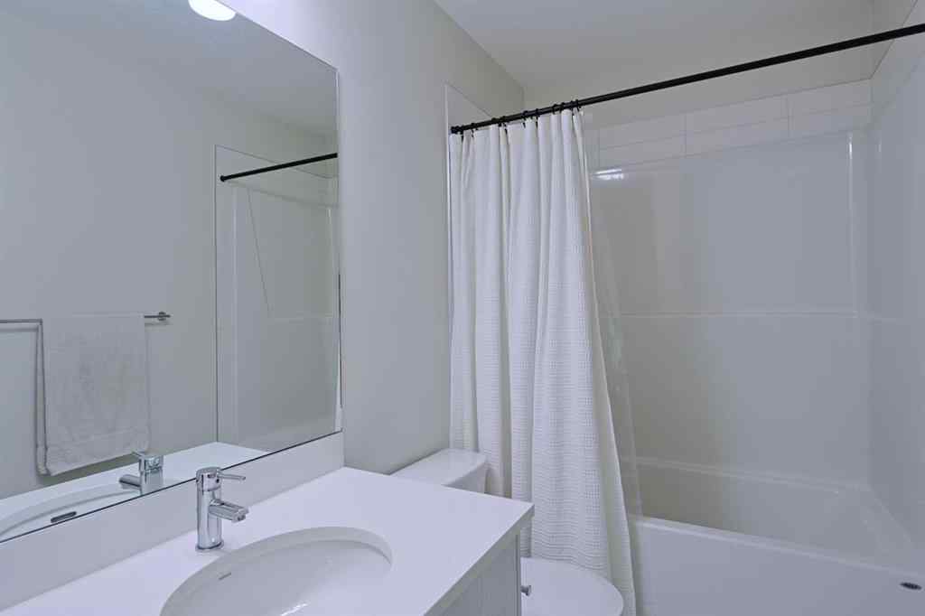 MLS® A2226492 - 220 South Point Park SW in South Point Airdrie, Residential
