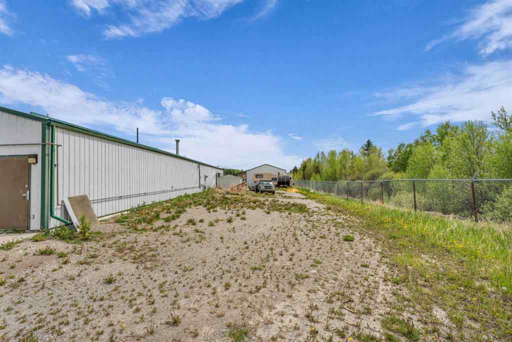 MLS® A2226531 - 211 Railway Avenue E in NONE Cremona, Commercial