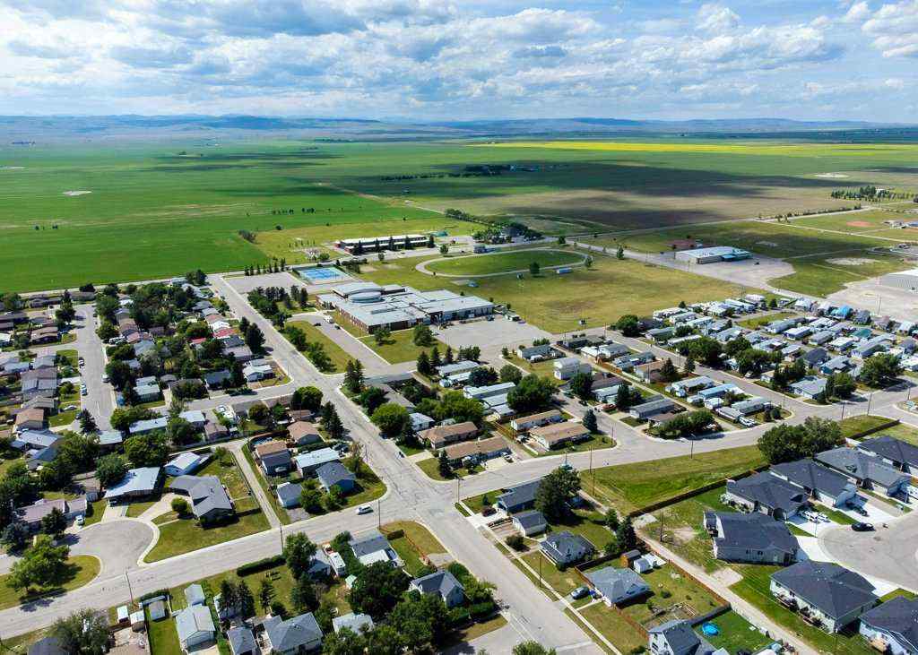 MLS® A2226563 - 5223 3 Street W in NONE Claresholm, Residential