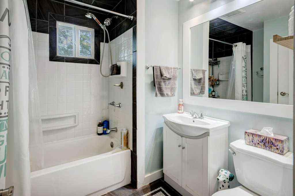 MLS® A2226563 - 5223 3 Street W in NONE Claresholm, Residential