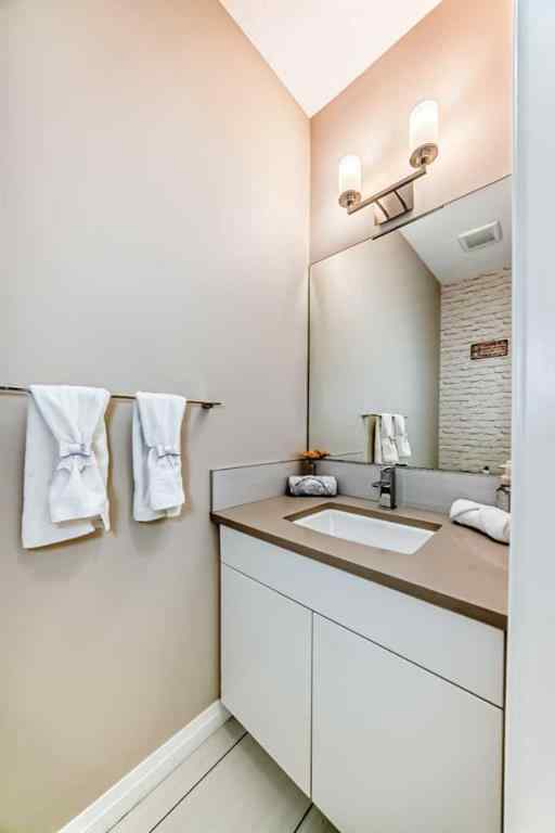 MLS® A2226586 - 212 Auburn Meadows Crescent SE in Auburn Bay Calgary, Residential