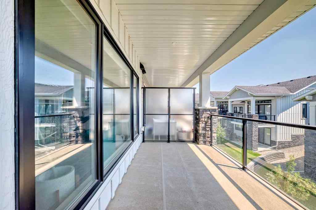 MLS® A2226588 - 932 Crestridge Common SW in Crestmont Calgary, Residential