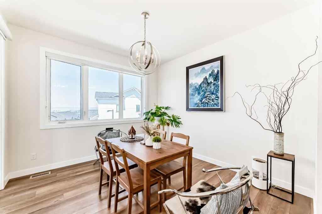MLS® A2226588 - 932 Crestridge Common SW in Crestmont Calgary, Residential