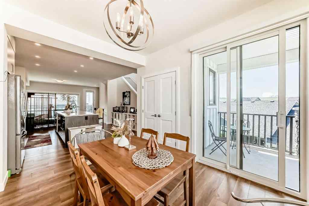 MLS® A2226588 - 932 Crestridge Common SW in Crestmont Calgary, Residential