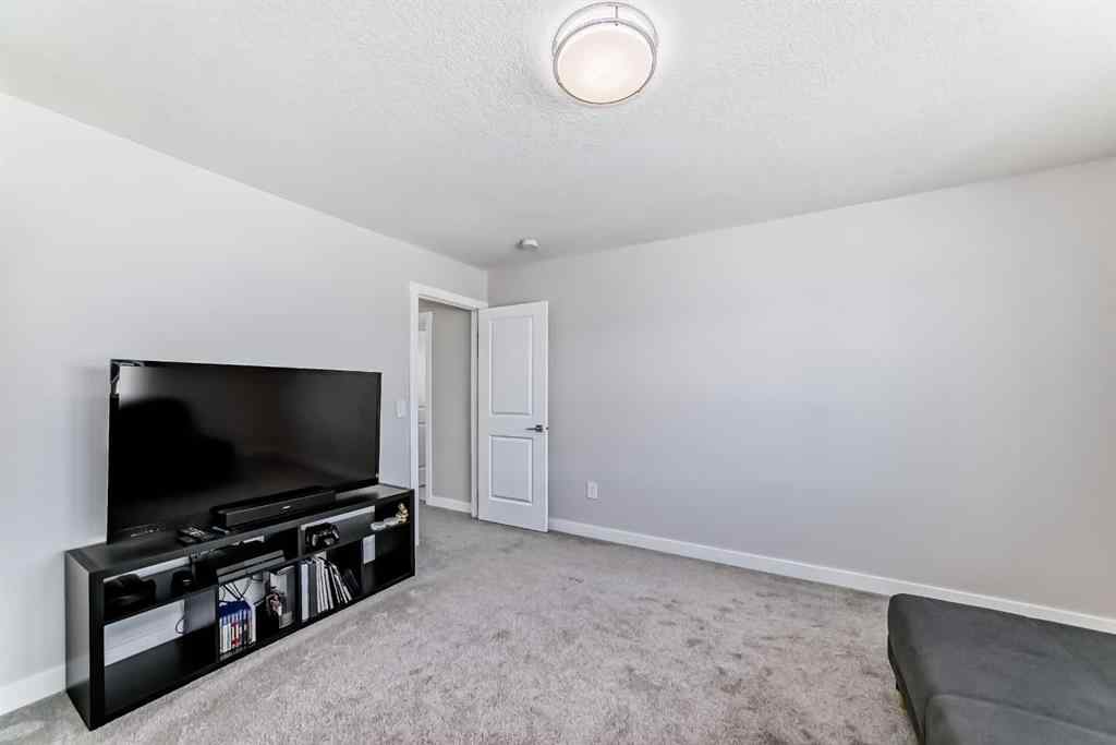 MLS® A2226594 - 816 Edgefield Street  in Edgefield Strathmore, Residential