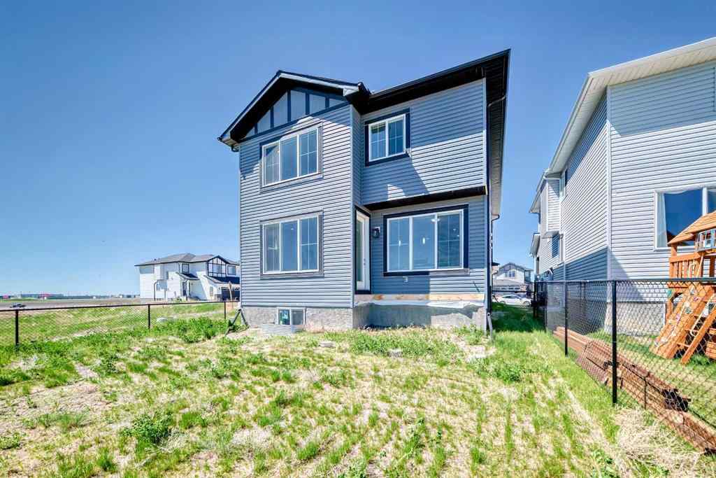 MLS® A2226594 - 816 Edgefield Street  in Edgefield Strathmore, Residential