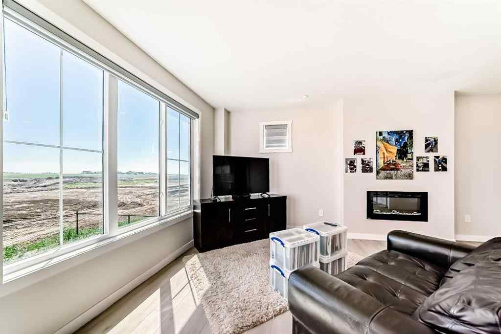 MLS® A2226594 - 816 Edgefield Street  in Edgefield Strathmore, Residential