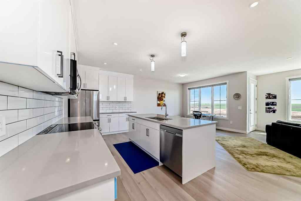 MLS® A2226594 - 816 Edgefield Street  in Edgefield Strathmore, Residential