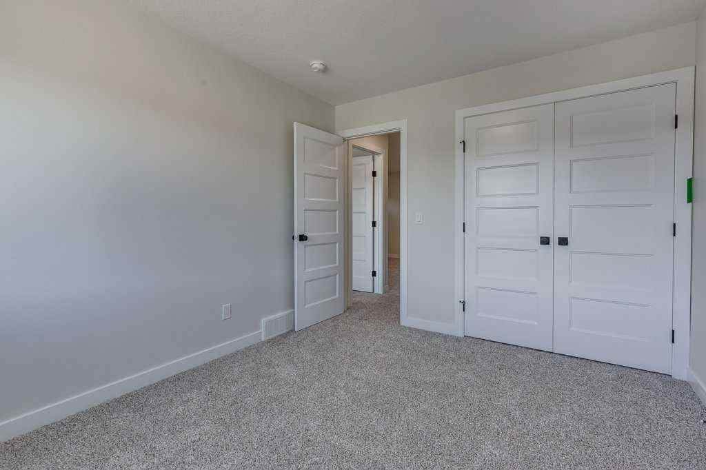 MLS® A2226605 - 117 Crestview Boulevard  in Crestview Sylvan Lake, Residential