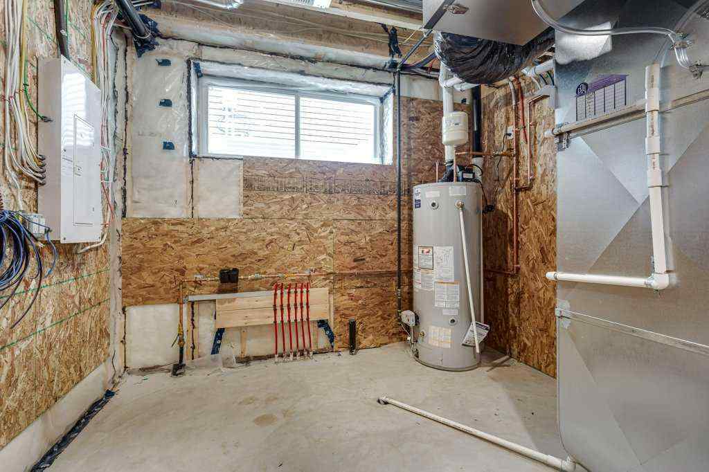 MLS® A2226605 - 117 Crestview Boulevard  in Crestview Sylvan Lake, Residential