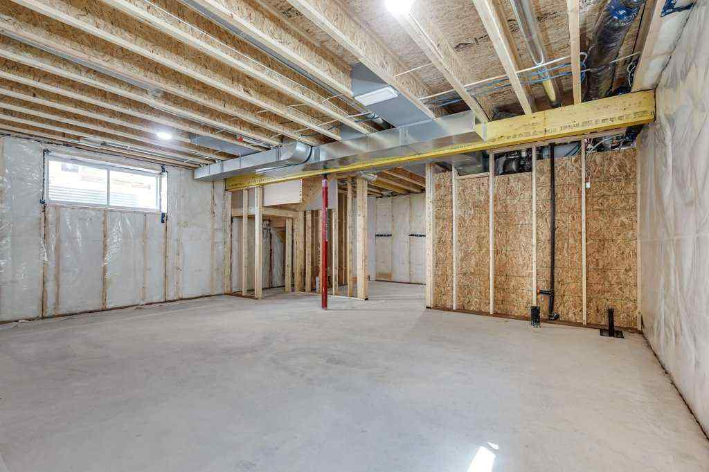 MLS® A2226605 - 117 Crestview Boulevard  in Crestview Sylvan Lake, Residential