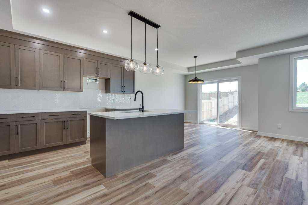 MLS® A2226605 - 117 Crestview Boulevard  in Crestview Sylvan Lake, Residential