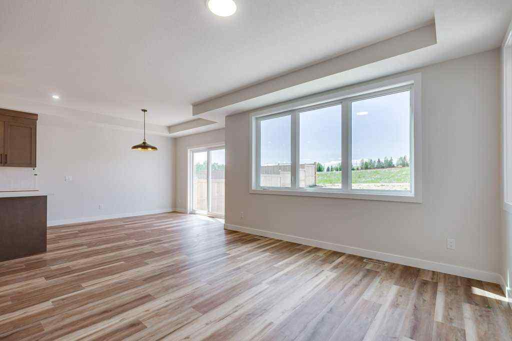 MLS® A2226605 - 117 Crestview Boulevard  in Crestview Sylvan Lake, Residential