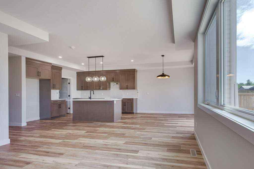 MLS® A2226605 - 117 Crestview Boulevard  in Crestview Sylvan Lake, Residential